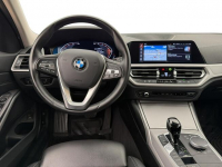 BMW Seria 3 318i aut Kombi Warszawa - zdjęcie 9