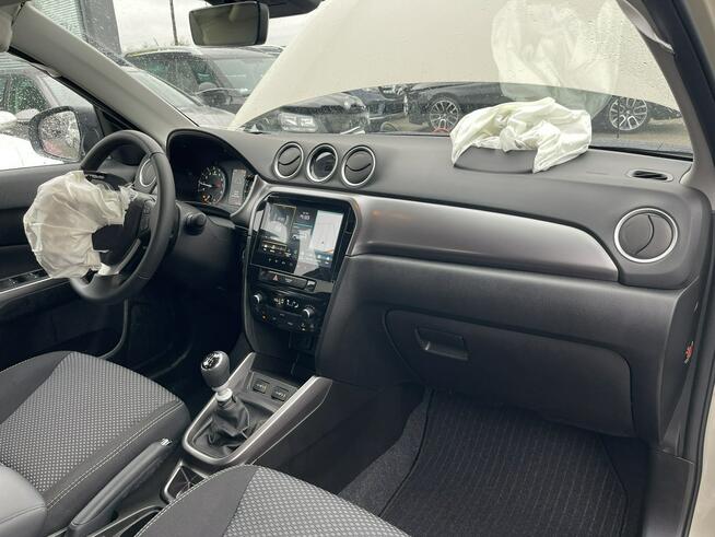 Suzuki Vitara mHEV Kamera Podgrzewanie Aktywny tempomat 129KM Gliwice - zdjęcie 11