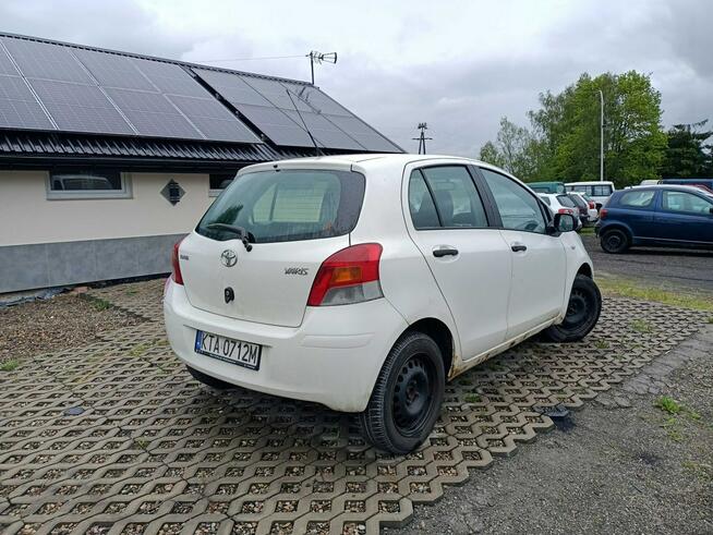 Toyota Yaris 1.0 09r Tarnów - zdjęcie 4