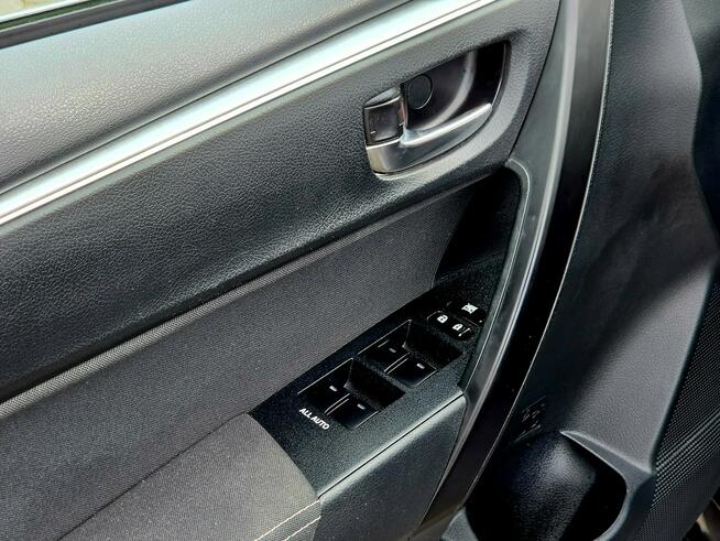 Toyota Corolla 1.6 VVT-i 132KM Comfort / Salon PL / Serwisowana Skępe - zdjęcie 8