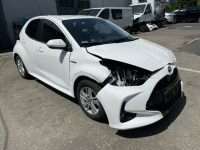 Toyota Yaris Hybrid 1.5 Active Salon PL 2023 FV 23% Syców - zdjęcie 2