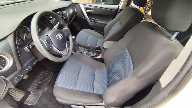 Toyota Auris - stan super Ursus - zdjęcie 2