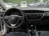 Toyota Auris Janów Lubelski - zdjęcie 12
