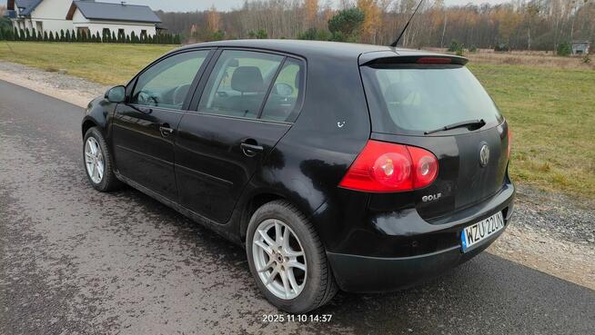 Volkswagen Golf V Tour 1.4, 80KM, 2007 Łomianki - zdjęcie 5