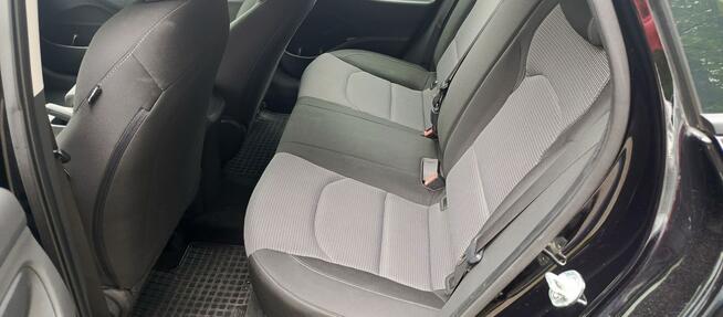 Hyundai i30 1.5 DPI Dąbrowa Górnicza - zdjęcie 8