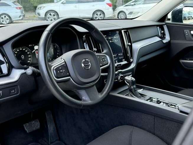 VOLVO XC60 D4190kM Momentum aut, Salon PL!  Kamera 360! Pęcice - zdjęcie 11