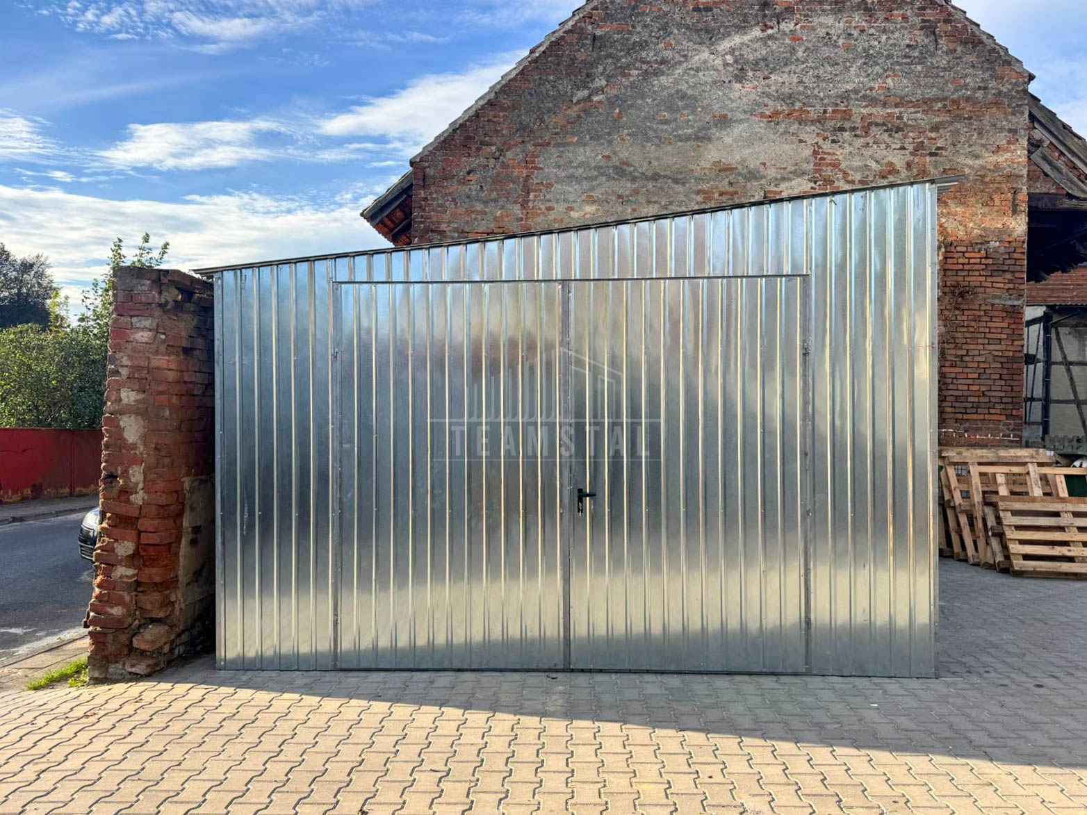 Garaż blaszany 4x5m - brama dwuskrzydłowa - ocynk - spad w bok TS1210 Łuków - zdjęcie 3