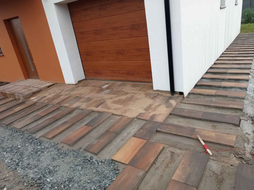 Schody , tarasy, chodniki, opaski Koło - zdjęcie 3