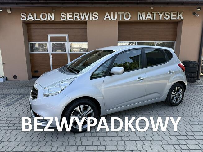 Kia Venga 1,4 90KM  Klima  Kamera  Navi  Koła lato + zima Orzech - zdjęcie 1