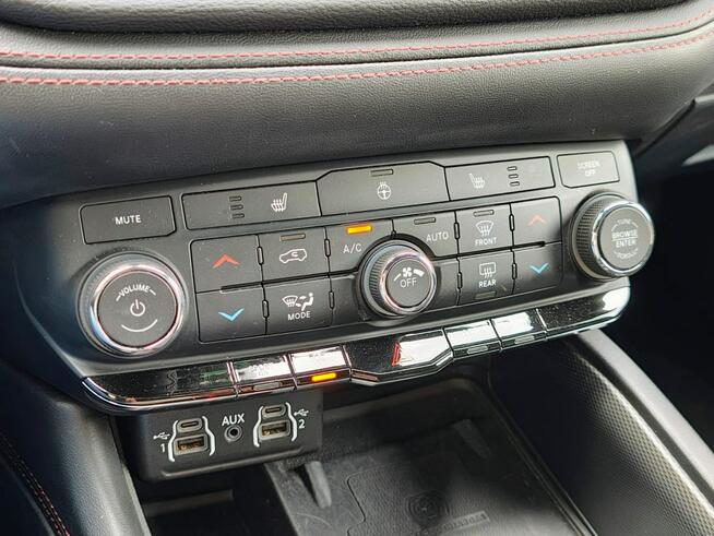 Dodge Durango Łódź - zdjęcie 12