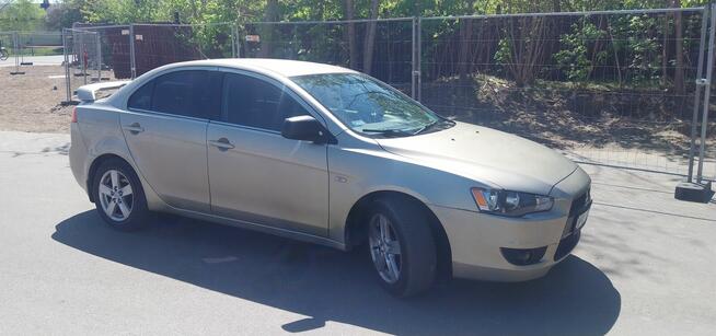 Mitsubishi Lancer 1.8 Piastów - zdjęcie 2