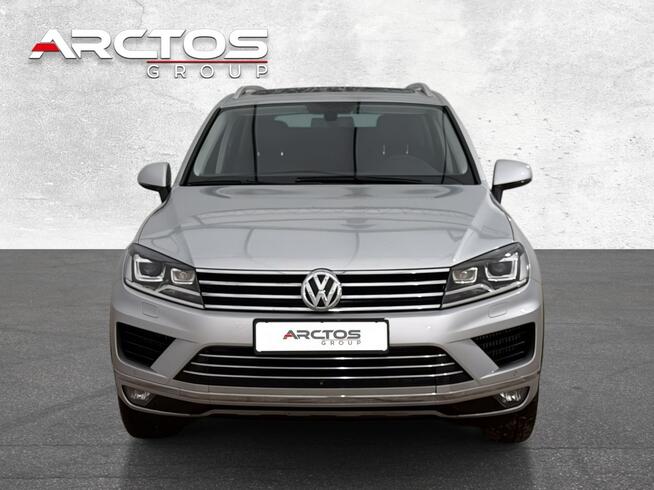 Volkswagen Touareg 3.0 V6 TDI4Mot. Hak 360 kamery Warszawa - zdjęcie 2