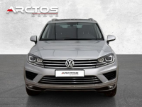 Volkswagen Touareg 3.0 V6 TDI4Mot. Hak 360 kamery Warszawa - zdjęcie 2