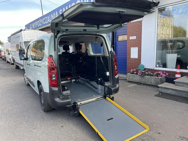 Citroen Berlingo dla Niepełnosprawnych inwalida rampa Model 2021 Syców - zdjęcie 2