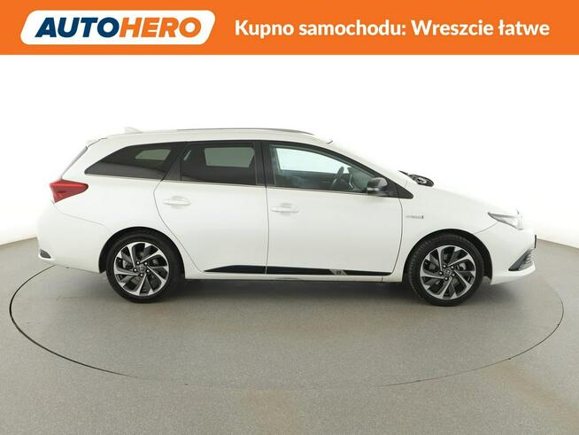 Toyota Auris lift navi kamera panorama hak tempomat Warszawa - zdjęcie 9