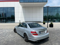 Mercedes C 63 AMG C63 AMG / Salon Polska / Bezwypadkowy Grodzisk Mazowiecki - zdjęcie 12