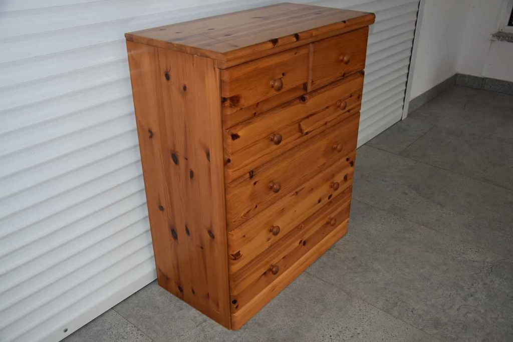 komoda z szufladami z drewna sosnowego Olsztyn - zdjęcie 2