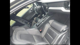 Volvo S60 R-DESIGN / AWD / T5 / niski przebieg Cieszyn - zdjęcie 9