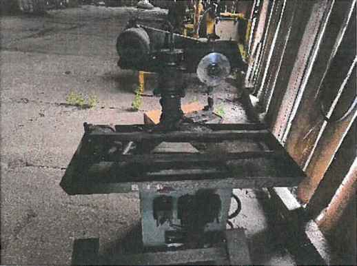 syndyk sprzeda ostrzarkę do frezów DEMAL Stare Miasto - zdjęcie 1