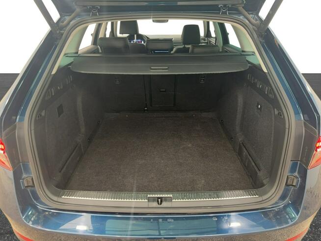 Skoda Superb 2.0 TDI SCR L&amp;K DSG Kombi Warszawa - zdjęcie 11
