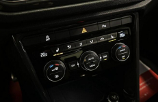 Volkswagen T-Roc Sadlno - zdjęcie 11