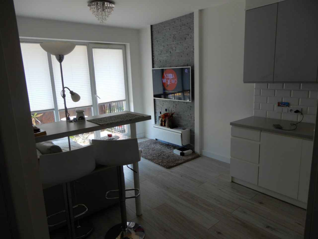 1pok, 39met, Okolice Brzozowej BALKON/WINDA/2016 (Wrocław) Krzyki - zdjęcie 2