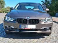 BMW 320d 184KM Modern X-Drive Jasne Skóry Navi El klapa Zare Słupca - zdjęcie 2