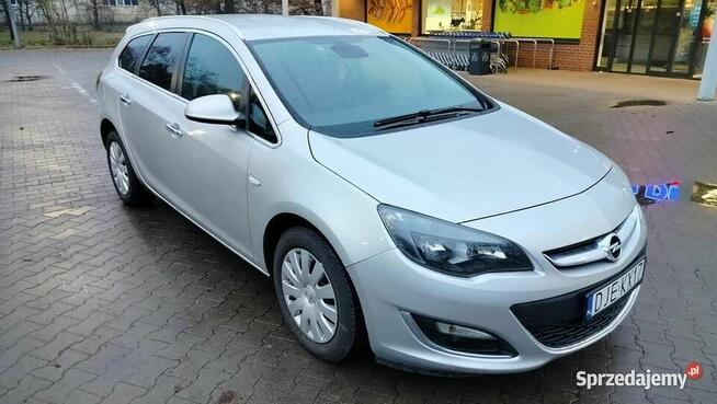 Super Opel Astra J 1.7 CDTI 110KM Jelenia Góra - zdjęcie 6