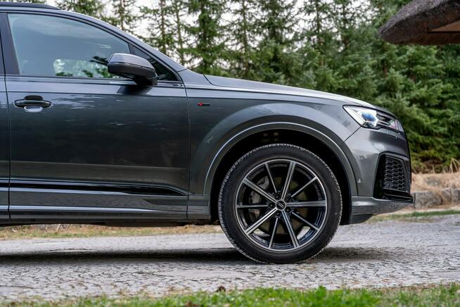 Audi Q7 Sline / mHEV 3.0 TFSI 340KM / Panorama / Black Edition / FV Ropczyce - zdjęcie 9