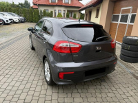 Kia Rio 1,2 84KM  klimatronik  Serwis  Koła lato + zima Orzech - zdjęcie 9