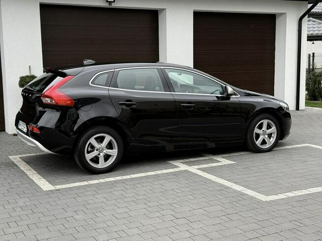 Volvo V40 2.0D 120KM Navi Radom - zdjęcie 8