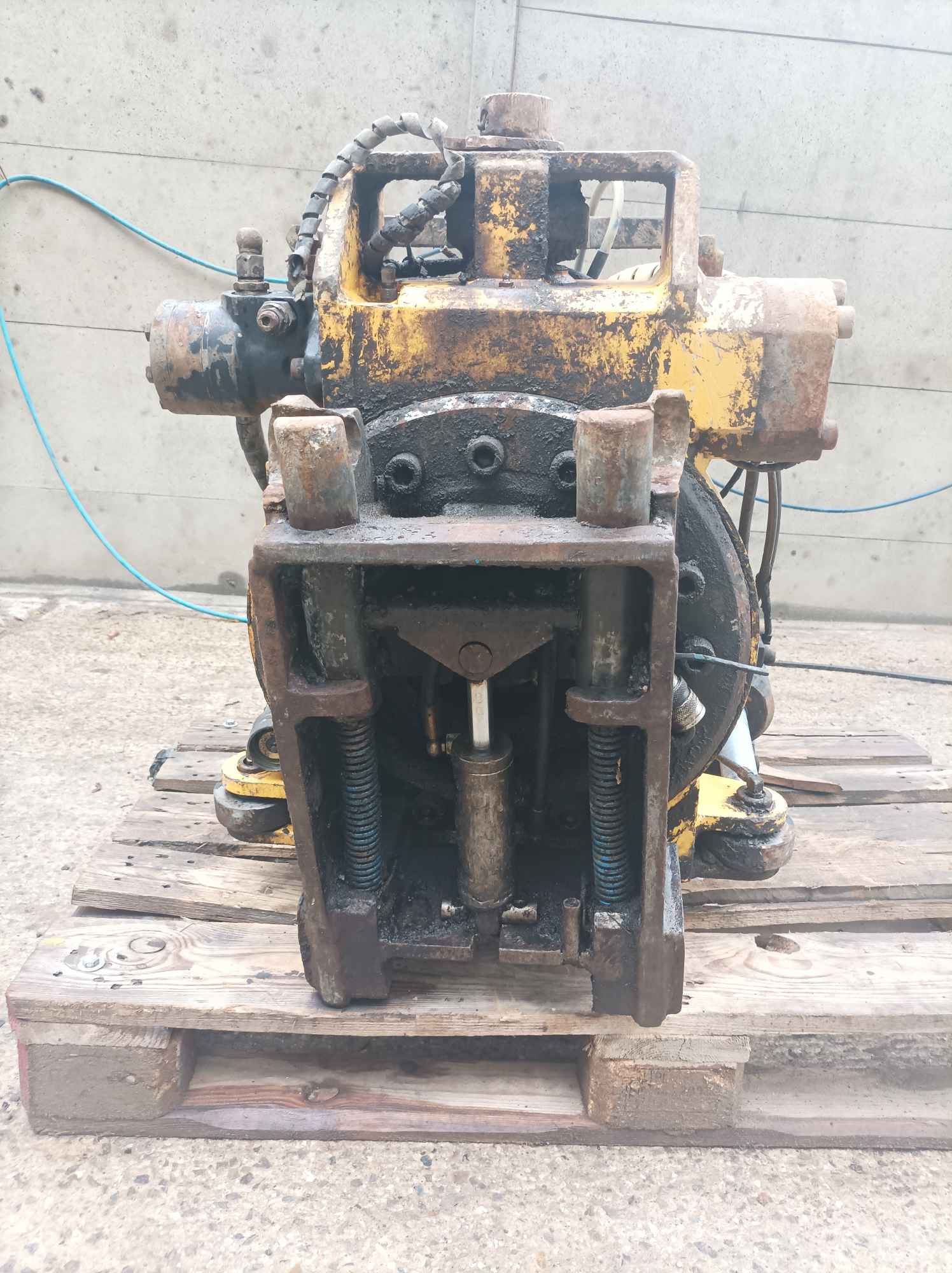 Złącze obrotowe do koparki 14-18 ton Stara Bukówka - zdjęcie 3