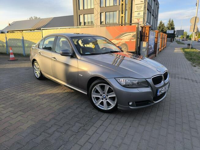 BMW 318 2.0d 143KM Klimatronic Navi Półskóra Łuków - zdjęcie 2