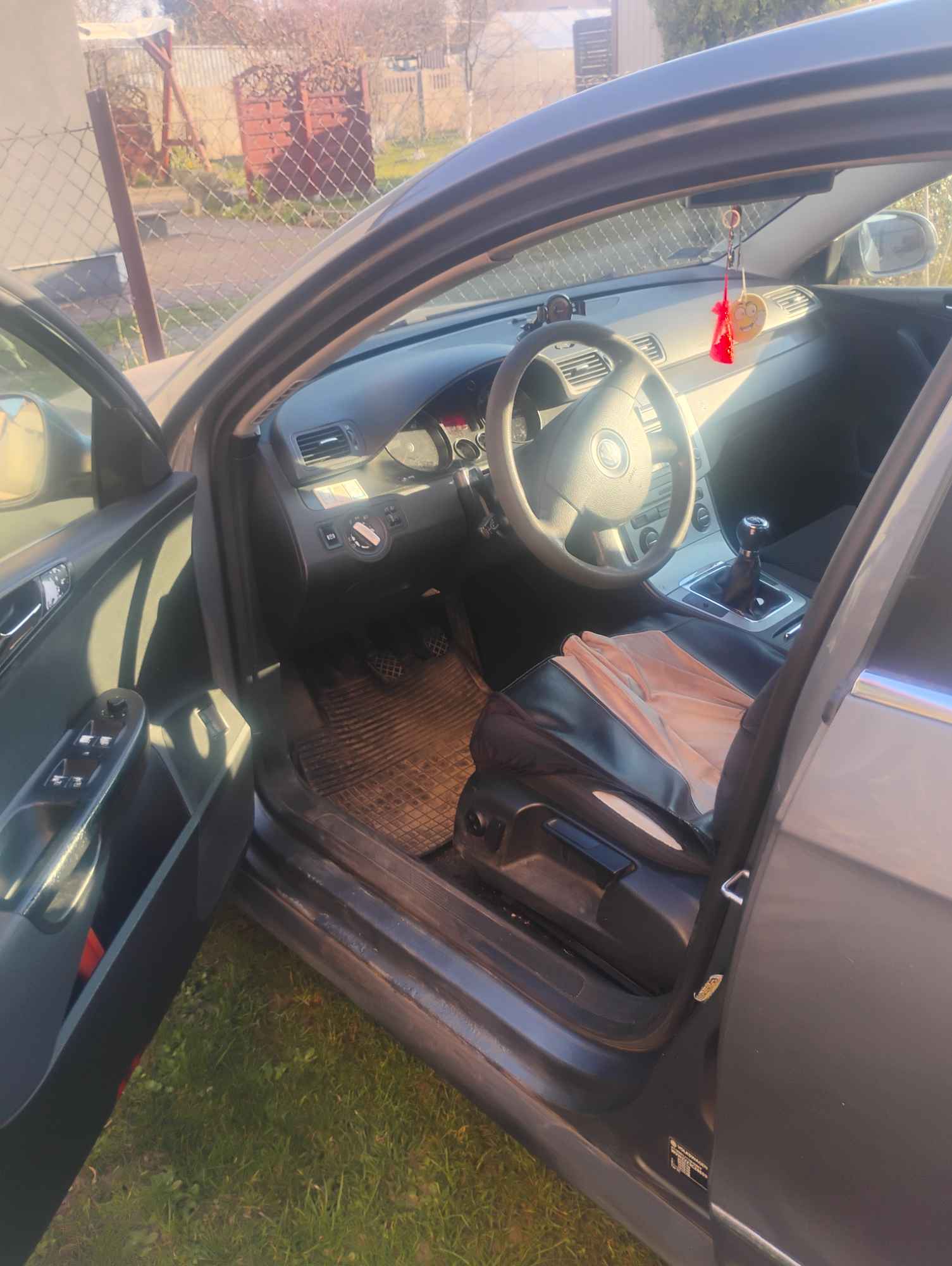 Sprzedam passata b6 2005 Żelistrzewo - zdjęcie 4