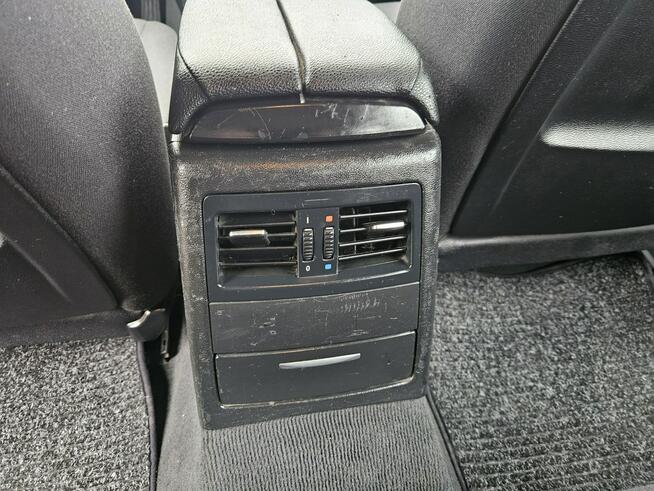 BMW 318 Klimatronic / Podgrzewane fotele / Tempomat / 6 biegów Ruda Śląska - zdjęcie 12