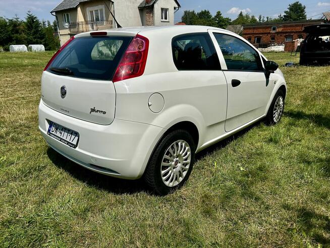 Fiat Grande Punto 2011 / Super Stan / Klimatyzacja Psie Pole - zdjęcie 2