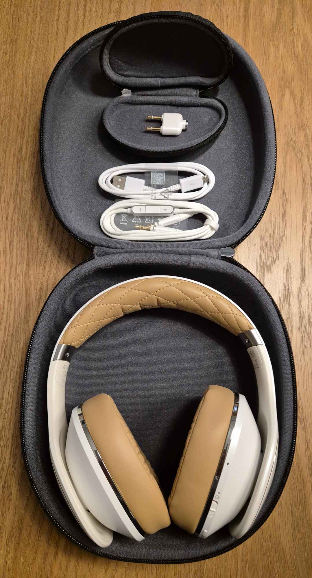 Słuchawki Samsung Level Over-Ear Bluetooth Białe - EO-AG900BWEGWW Bemowo - zdjęcie 2