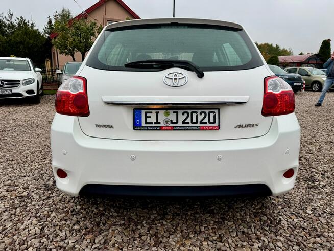 Auris Biała 5 Drzwi Benzyna Bardzo Ładna z Niemiec Opłacona Szerominek - zdjęcie 8