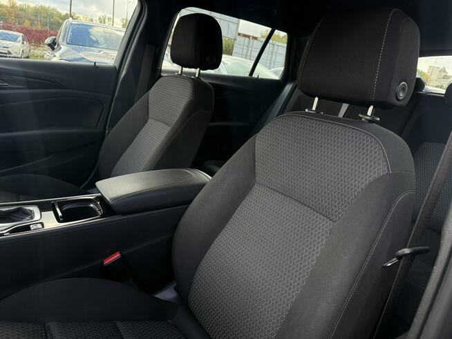 Opel Insignia krajowy rok 2022 automat Będzin - zdjęcie 10