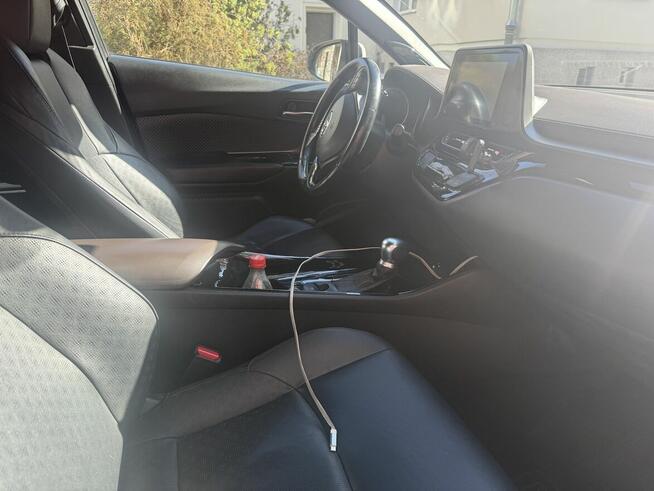 Toyota CH-r 1.8 hybryda 2018 Warszawa - zdjęcie 5