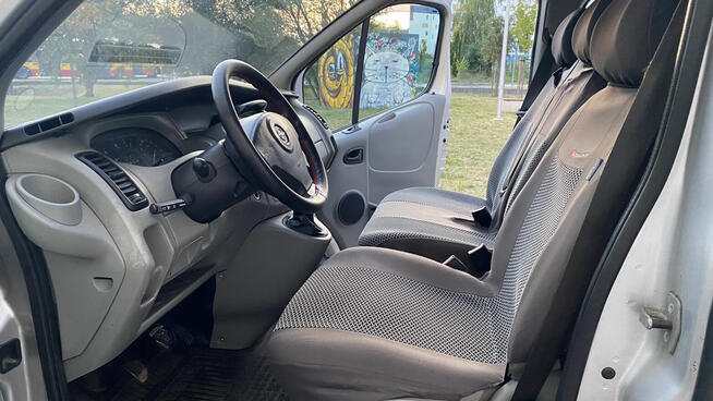 Opel Vivaro 1.9 DTI Warszawa - zdjęcie 6