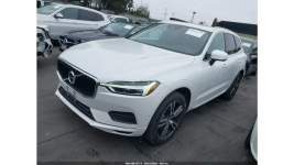 Volvo XC 60 AWD / T6 MOMENTUM / niski przebieg