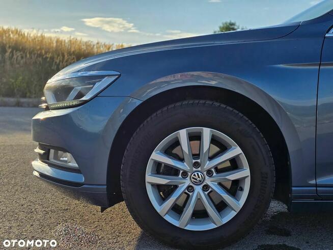 Volkswagen Passat Kielce - zdjęcie 12