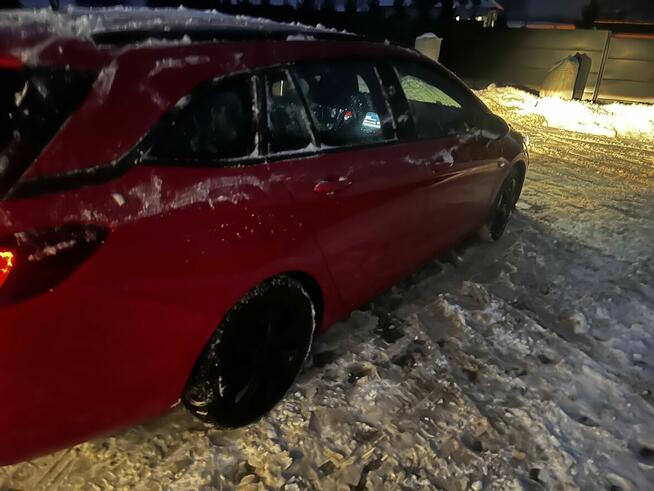 Opel Astra Sports Tourer Kraków - zdjęcie 2