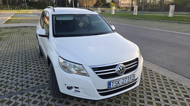 VW Tiguan I 2.0 iguan 2010r Biały /Czarne Wnętrze / Klima / Skarżysko-Kamienna - zdjęcie 5
