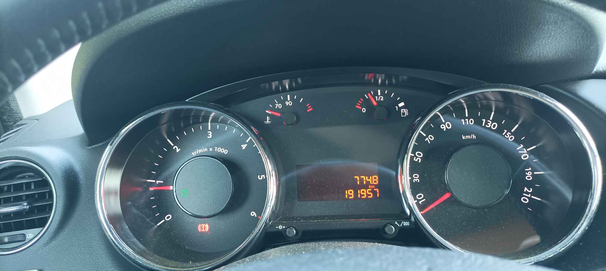 Sprzedam samochod Śródmieście - zdjęcie 1