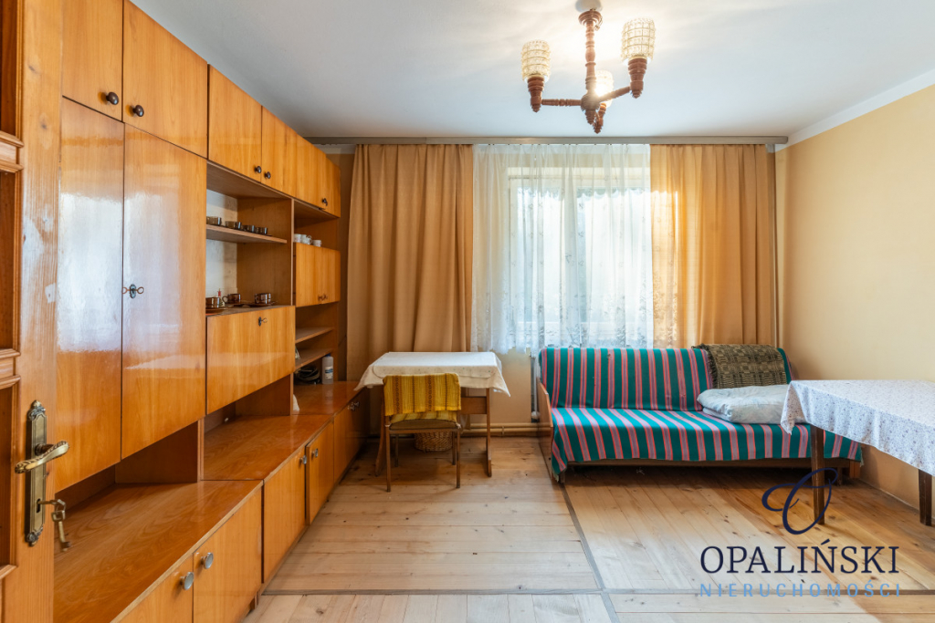 3- piętrowy dom z potencjałem w pięknej okolicy Hucisko Jawornickie - zdjęcie 12