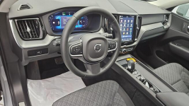 Volvo XC 60 B4 B Core aut ! Z Polskiego Salonu ! Faktura Vat ! Warszawa - zdjęcie 9
