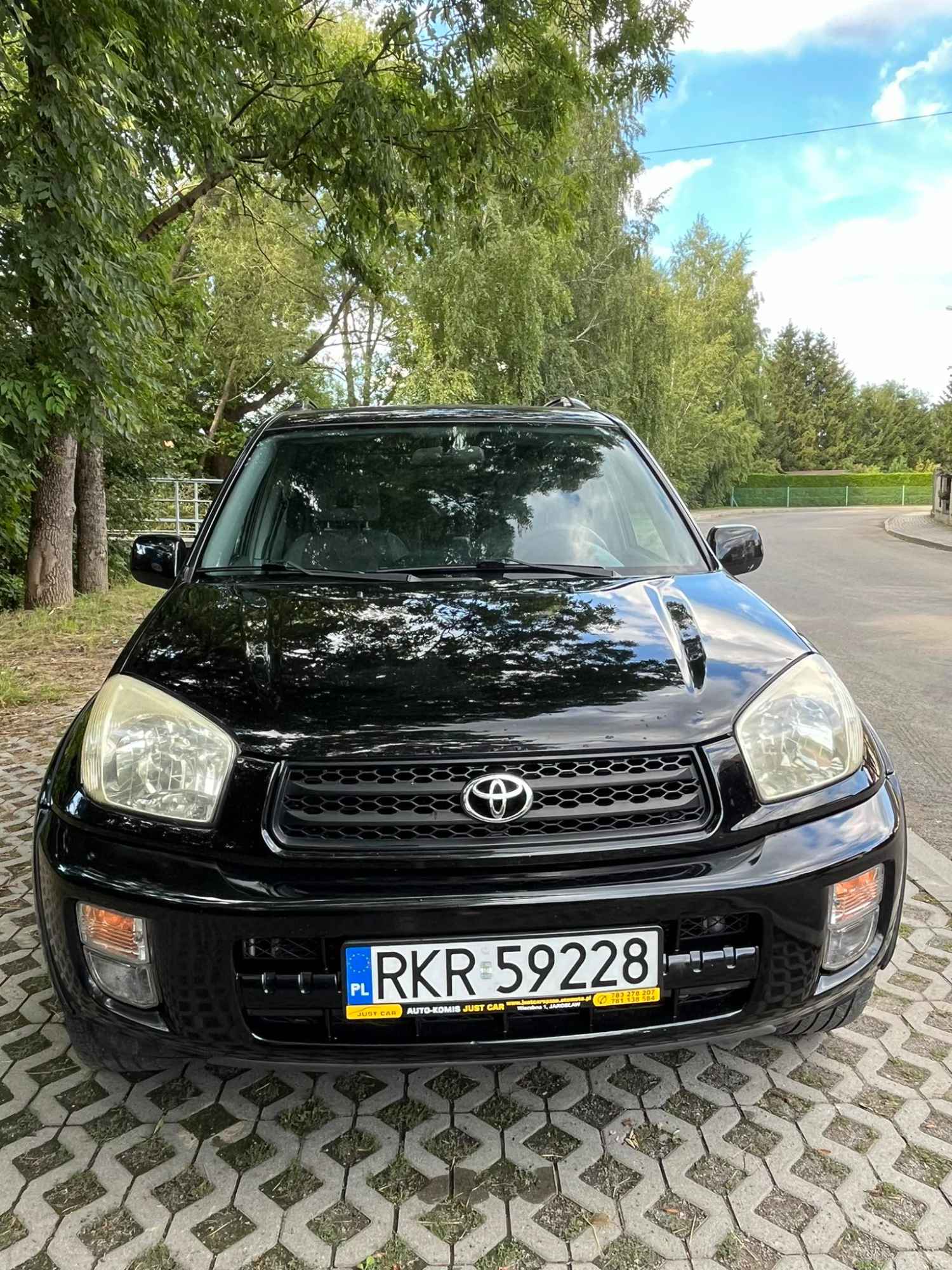 Toyota RAV4 czarna Rymanów - zdjęcie 4