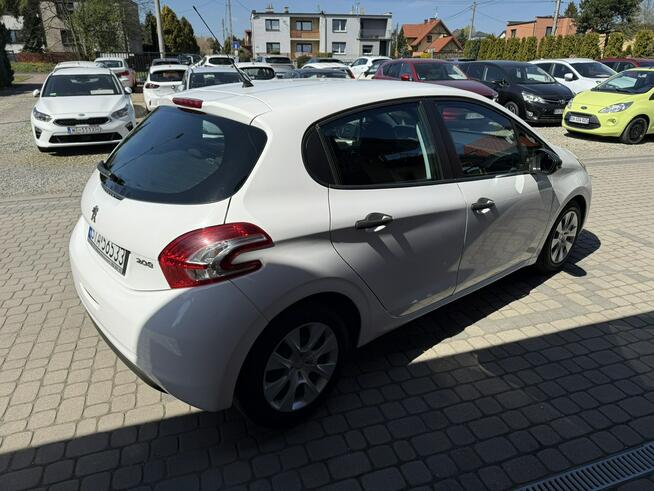 Peugeot 208 1,4 HDi 68KM  Klimatyzacja  Opony lato+zima Orzech - zdjęcie 6